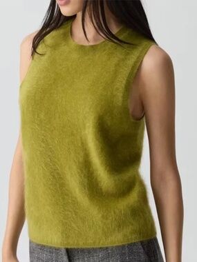 Theory Brushed Crewneck Shell Top in Cashmere